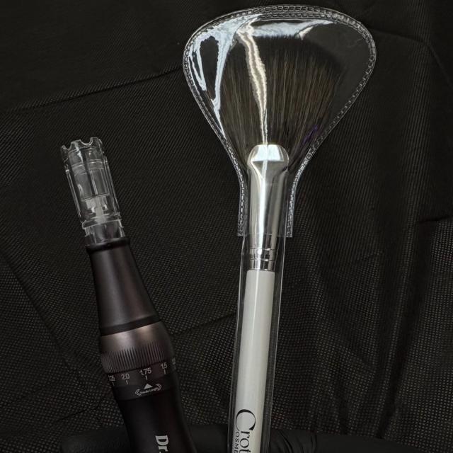 (Neck)intimate lightening